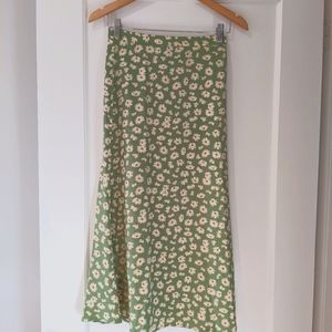 Midi floral skirt